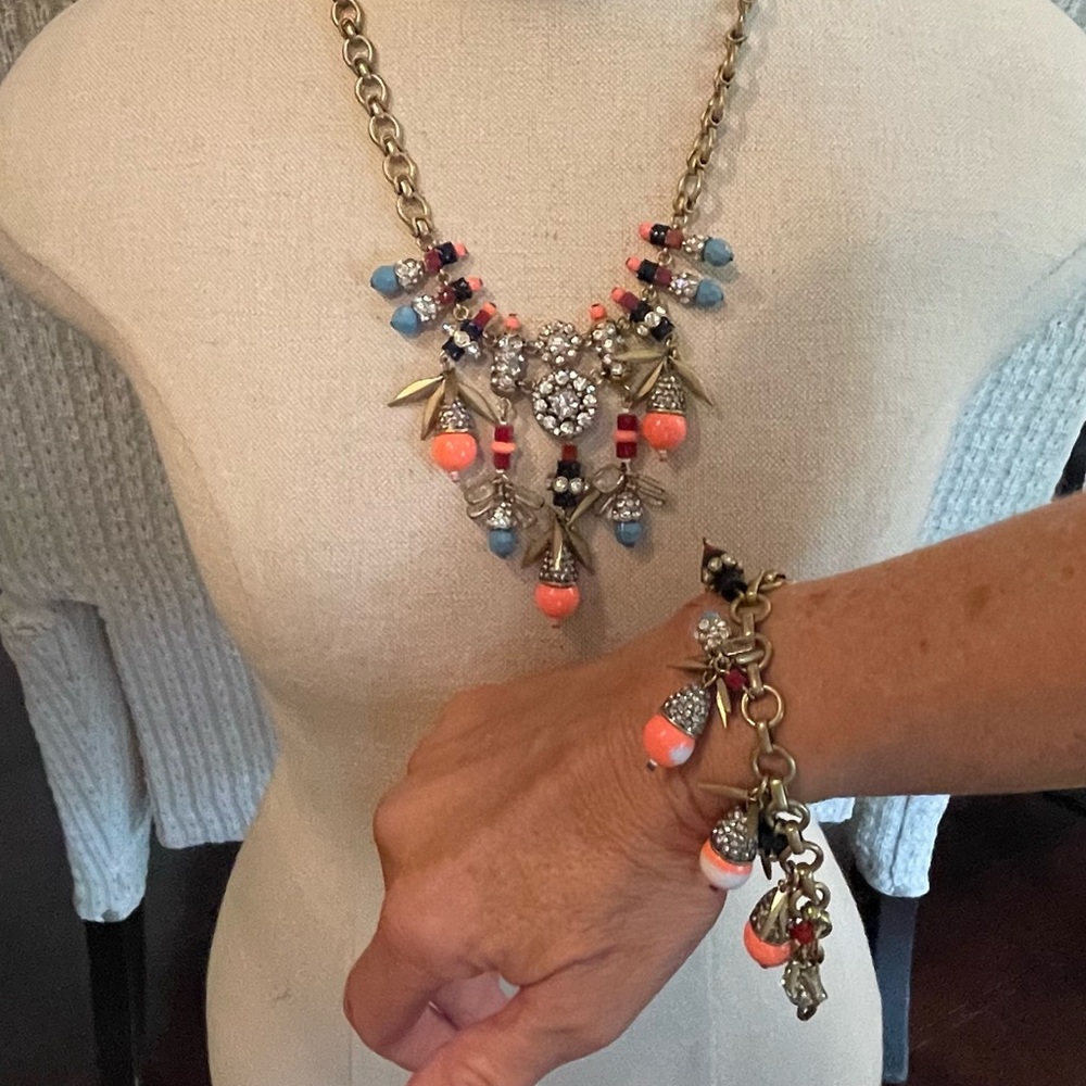 J Crew Necklace Chain Multi Color Stone Rhinestone Statement Pendant Bracelet